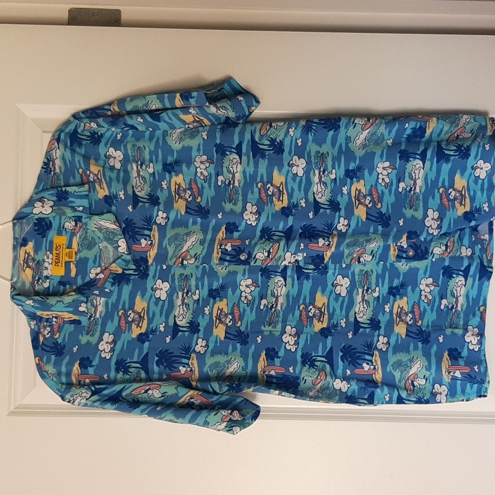 Peanuts/Surfing Snoopy Hawaiian Shirt